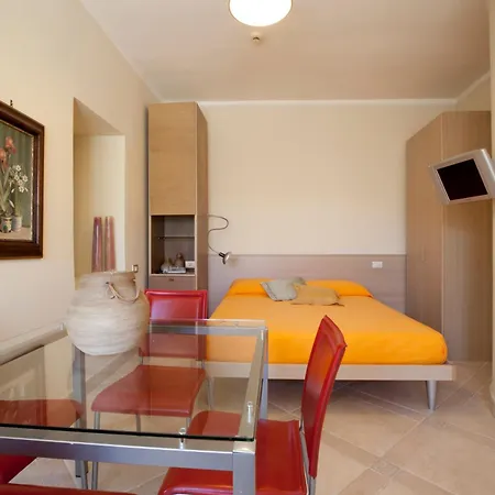 Posidonia Apartahotel Isquia
