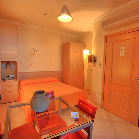 Apartahotel Posidonia Isquia