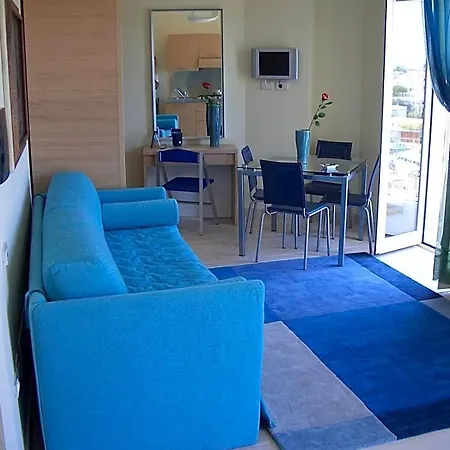 Aparthotel Posidonia 4*