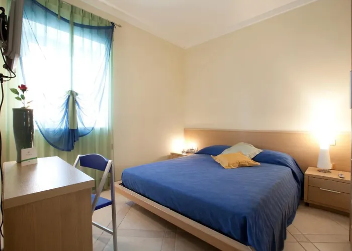 Posidonia Apartahotel 4*